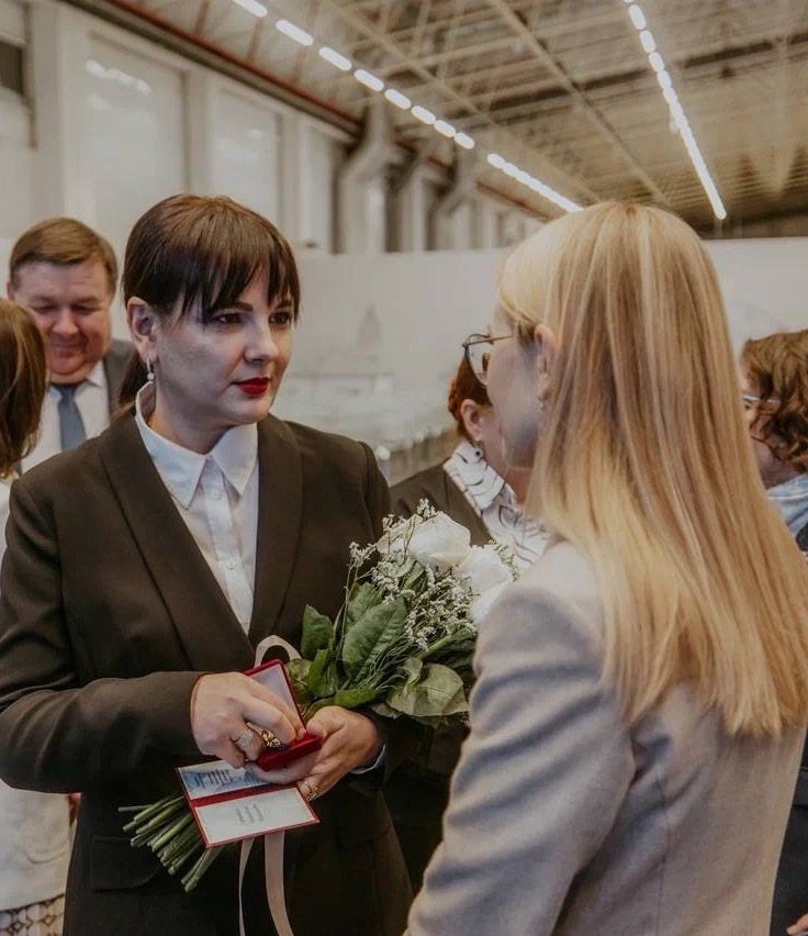 Директор КДЦ «Октябрь» Екатерина Гарькина – заслуженный деятель культуры Югры